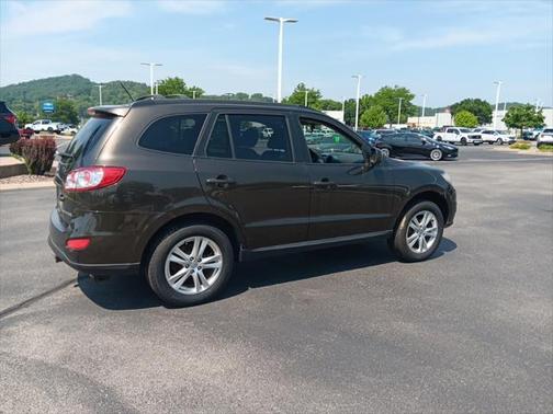 2011 Hyundai SANTA FE SE