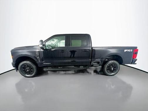 2025 Ford F-350 XLT