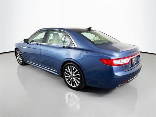 2018 Lincoln Continental Select