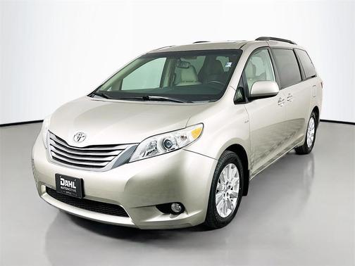 2016 Toyota Sienna XLE