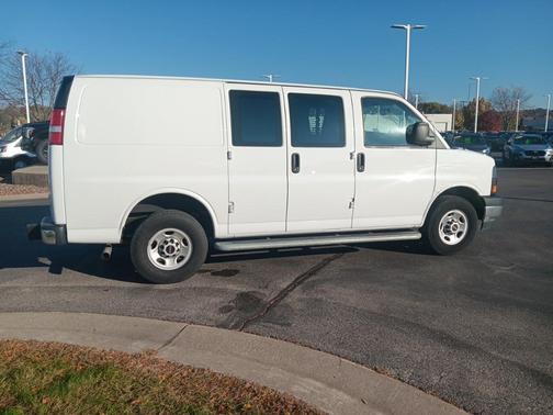 2023 GMC Savana 2500 Work Van