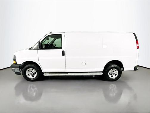 2023 GMC Savana 2500 Work Van