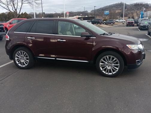 2011 Lincoln MKX Base