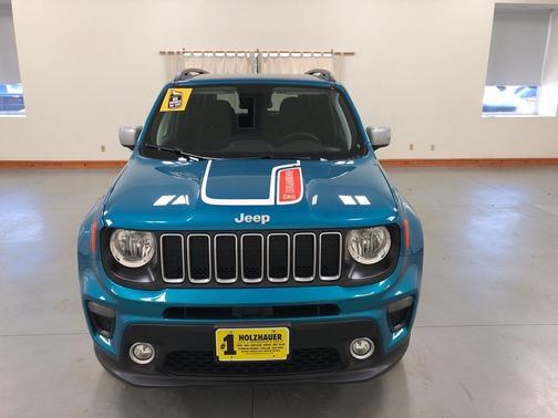Photo 3 of 27 of 2021 Jeep Renegade Latitude