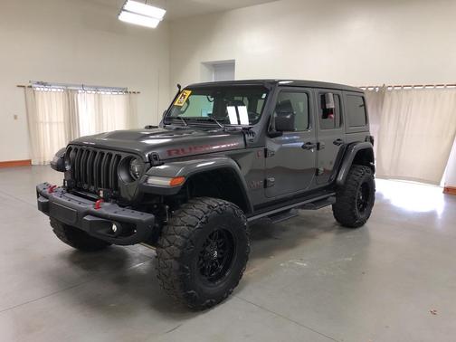 Photo 4 of 24 of 2020 Jeep Wrangler Unlimited Rubicon