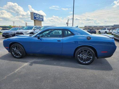 2022 Dodge Challenger SXT