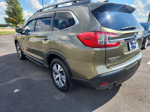 2024 Subaru Ascent Premium