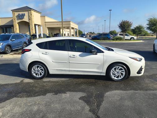 2024 Subaru Impreza Base