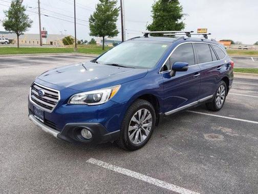 Photo 3 of 30 of 2017 Subaru Outback 3.6R Touring