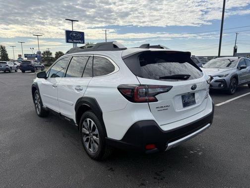 2025 Subaru Outback Touring XT