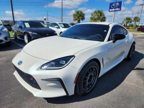2023 Toyota GR86 Premium