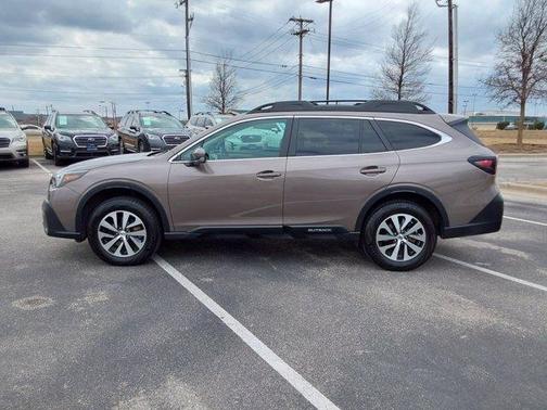 Photo 4 of 29 of 2021 Subaru Outback Premium