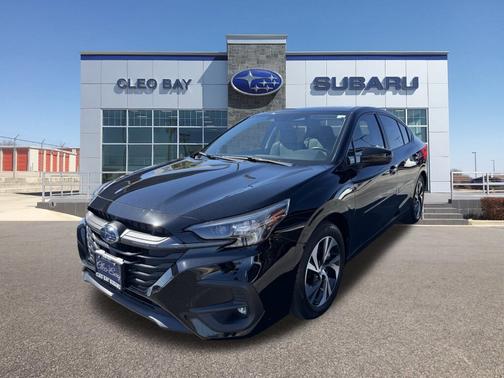 Crystal Black Silica 2025 Subaru Legacy Premium