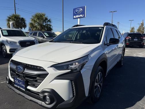 2023 Subaru Outback Premium