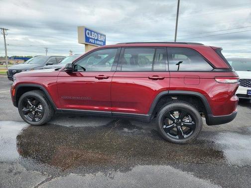2022 Jeep Grand Cherokee Altitude