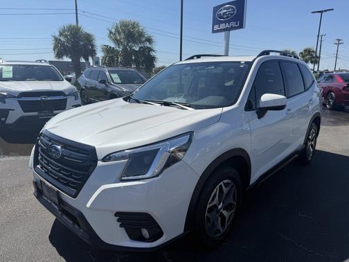 2022 Subaru Forester Premium