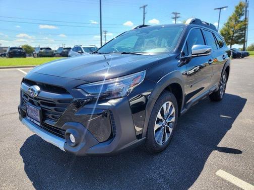 2025 Subaru Outback Touring XT