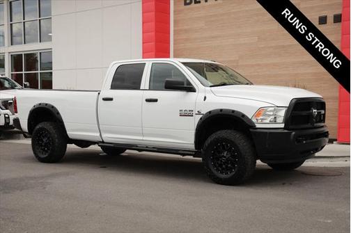 2018 RAM 2500 Tradesman Crew Cab 4x4 8' Box