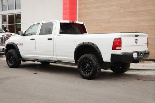 2018 RAM 2500 Tradesman Crew Cab 4x4 8' Box