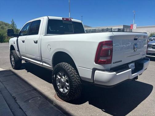 2023 RAM 2500 Laramie Crew Cab 4x4 6'4' Box