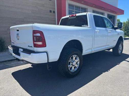 2023 RAM 2500 Laramie Crew Cab 4x4 6'4' Box