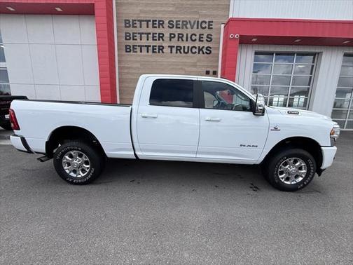 2023 RAM 2500 Laramie Crew Cab 4x4 6'4' Box