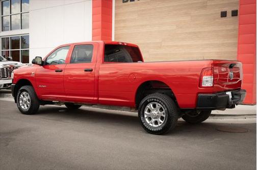 2022 RAM 2500 Tradesman Crew Cab 4x4 8' Box