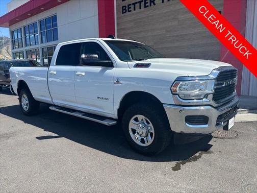 2020 RAM 2500 Big Horn Crew Cab 4X4 8' Box