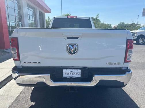 2020 RAM 2500 Big Horn Crew Cab 4X4 8' Box