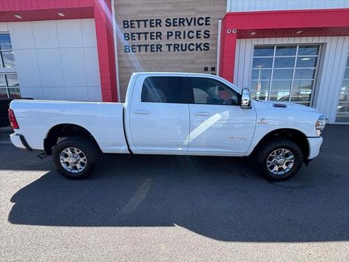2024 RAM 2500 Laramie Crew Cab 4x4 6'4' Box