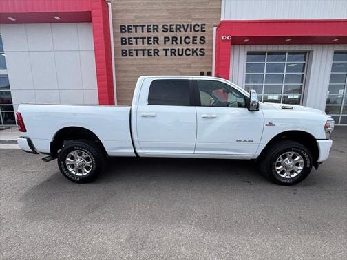 2024 RAM 2500 Laramie Crew Cab 4x4 6'4' Box