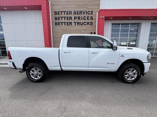 2024 RAM 2500 Laramie Crew Cab 4x4 6'4' Box
