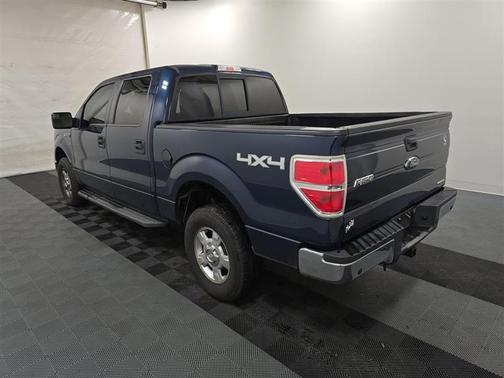 Blue 2013 Ford F-150 XLT