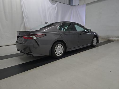 Predawn Gray Mica 2023 Toyota Camry SE