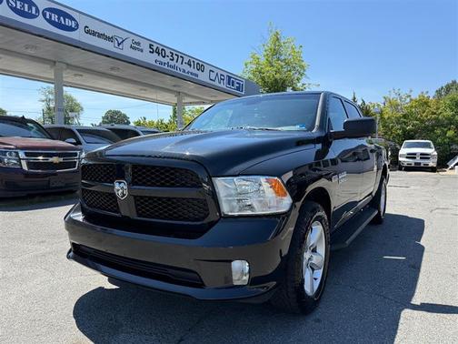Brilliant Black Crystal Pearlcoat 2015 RAM 1500 Tradesman/Express