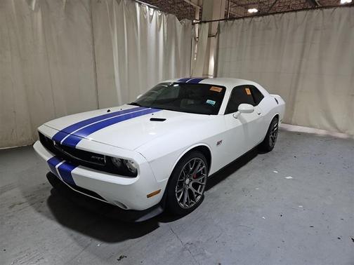 2011 Dodge Challenger SRT8