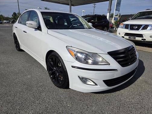 2012 Hyundai Genesis 3.8