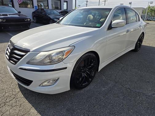 2012 Hyundai Genesis 3.8