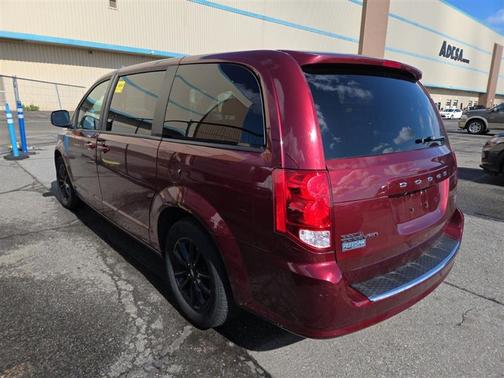 Octane Red Pearlcoat 2019 Dodge Grand Caravan GT