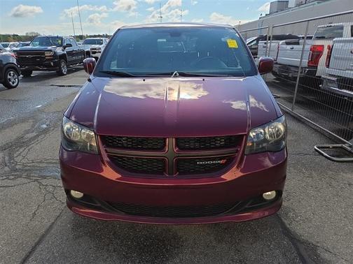 Octane Red Pearlcoat 2019 Dodge Grand Caravan GT