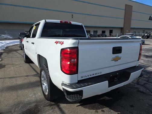 2018 Chevrolet Silverado 1500 Custom