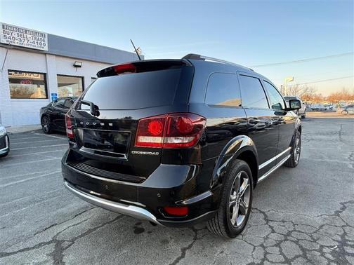 2018 Dodge Journey Crossroad