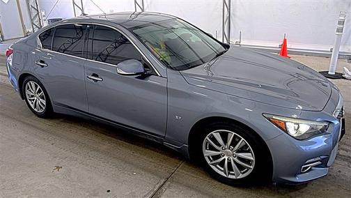 2015 INFINITI Q50 Premium