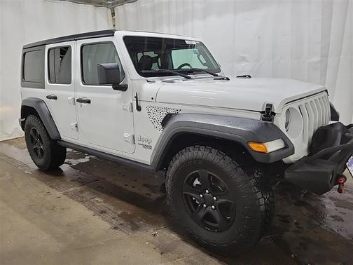 Bright White Clearcoat 2018 Jeep Wrangler Unlimited Sport