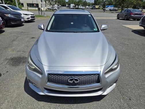 2015 INFINITI Q50 Premium