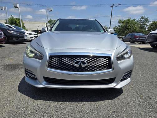 2015 INFINITI Q50 Premium