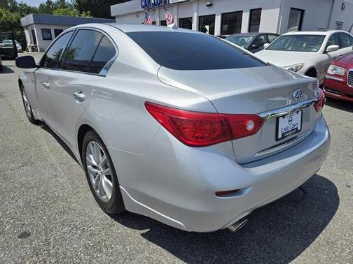 2015 INFINITI Q50 Premium