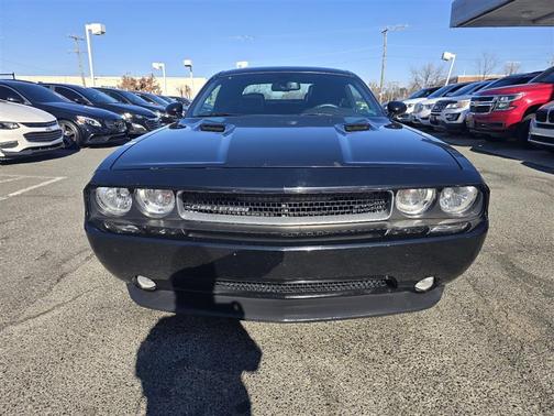 2013 Dodge Challenger SXT