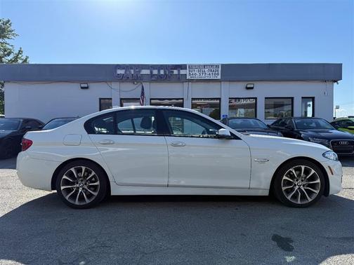 White 2016 BMW 528 xDrive