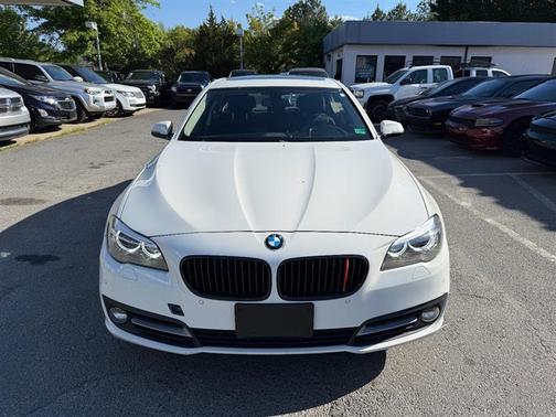 White 2016 BMW 528 xDrive